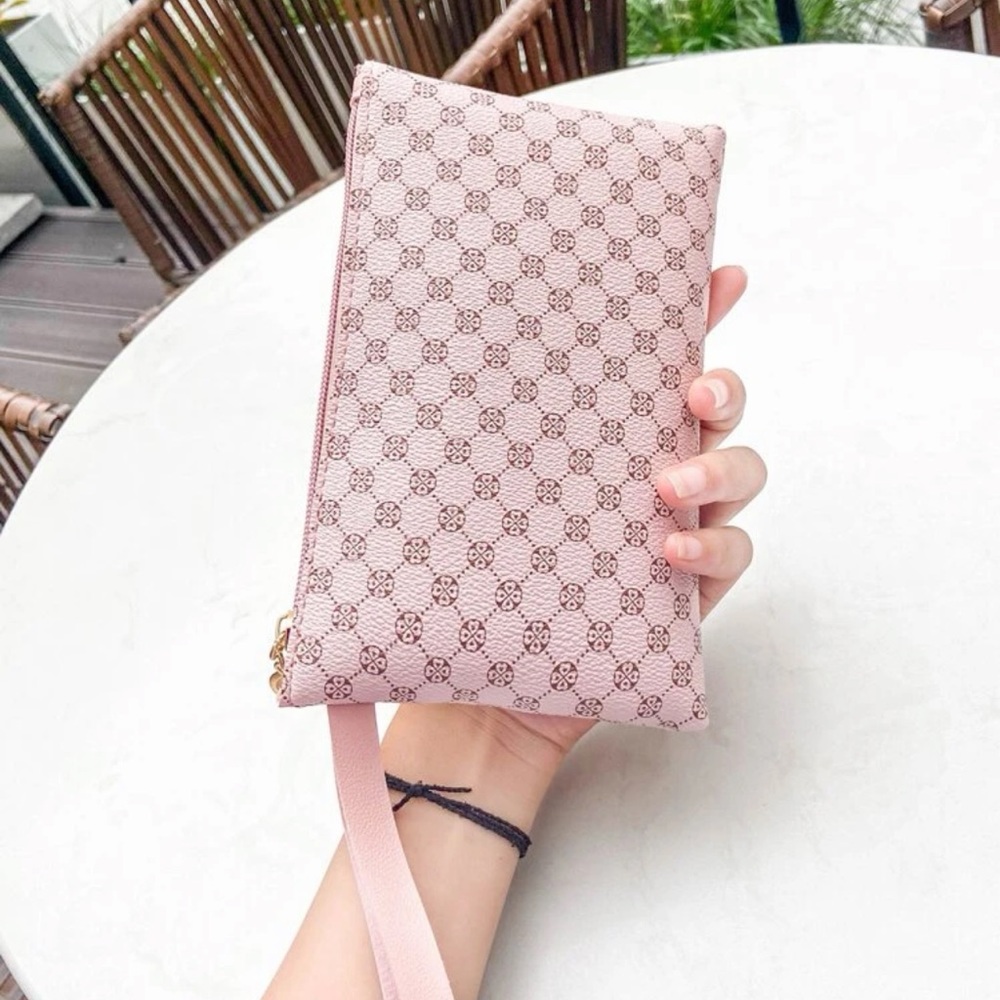 New Baby Pink Celtic Pattern Faux Leather Gold Hardware Clutch Wristlet Large - Picture 3 of 11